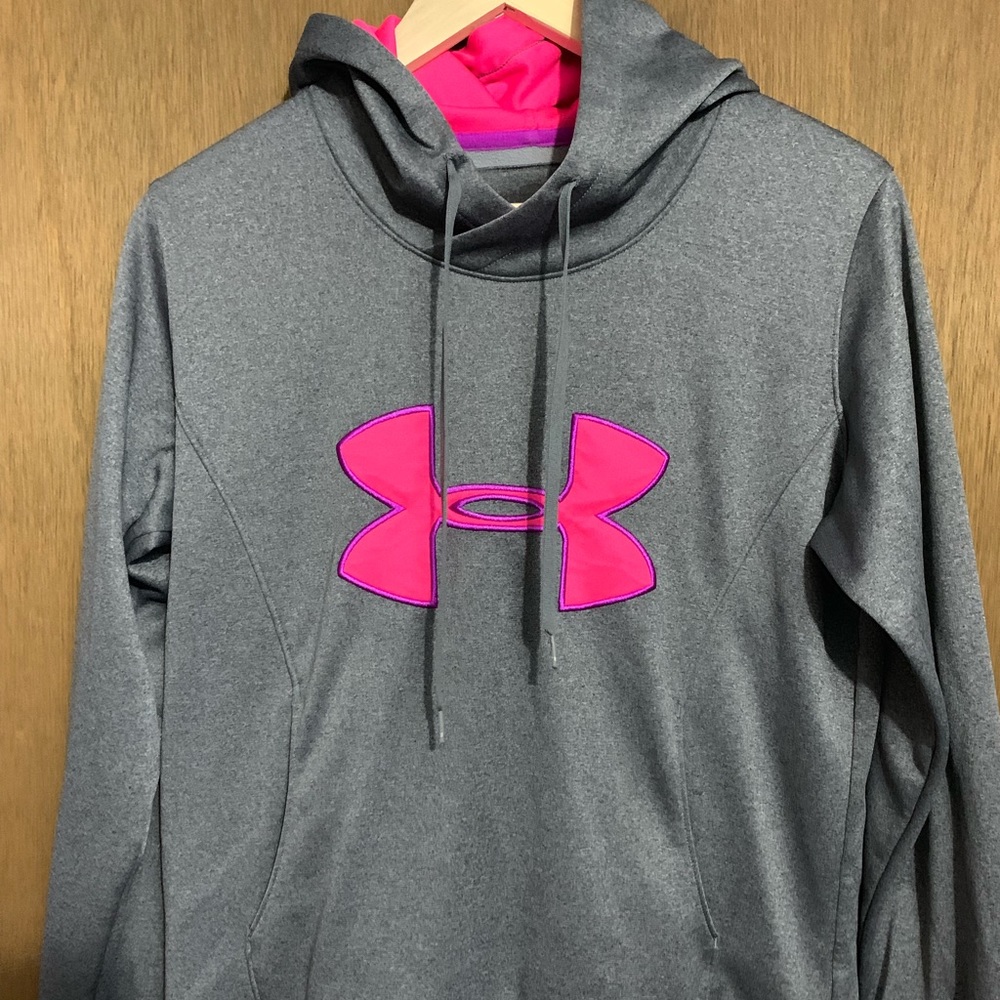 Under Armour Sweatshirt